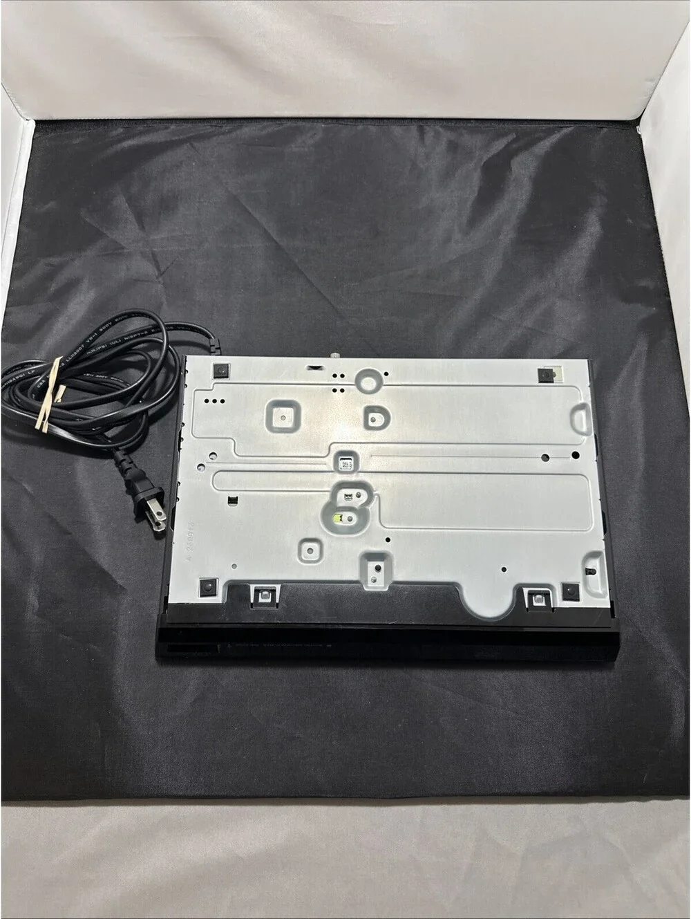 Sony Blu-Ray DVD Player BDP-S1100 TESTED WORKS NO REMOTE